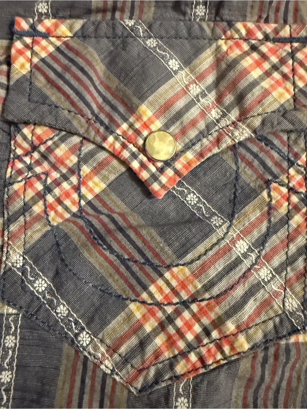 True Religion Pearl Snap LONG SLEEVE SHIRT  Medium M Red Blue